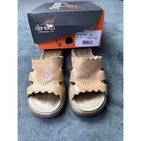 Dansko Eve Aztec Sun Women's Brown Leather Slip On Sandals EU 36/ US 5.5-6 - Picture 3 of 16